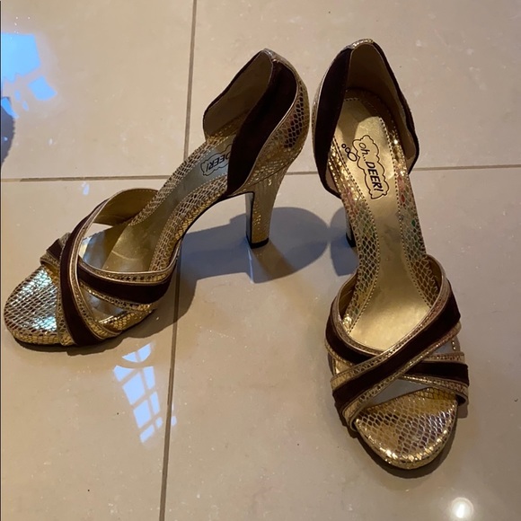 Shoes - Picture 3 of 3